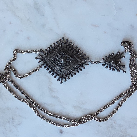 Vintage Hollycraft brutalist pendant necklace. - Picture 3 of 13